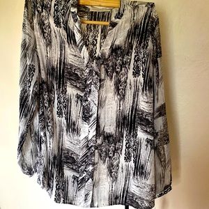 NWT Sejour Brush stroke top